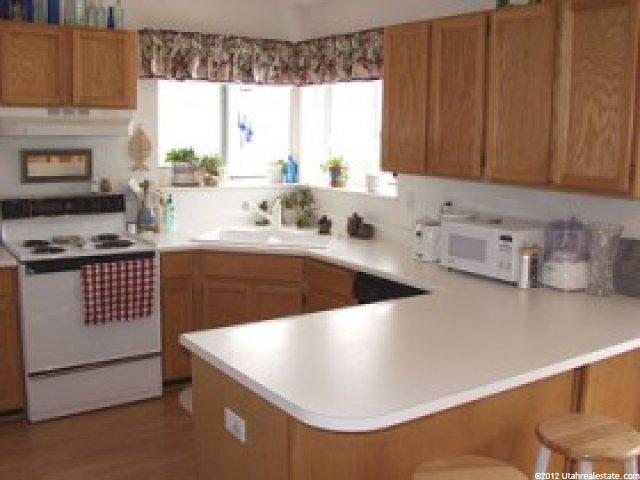 2140 Powderkeg Dr, Sandy, UT 84093 — photo 3
