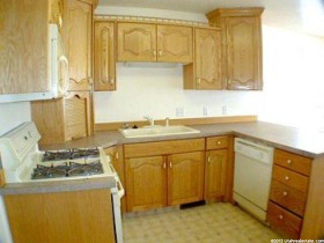 937 Canyon Dr, Hyde Park, UT 84318 — photo 4