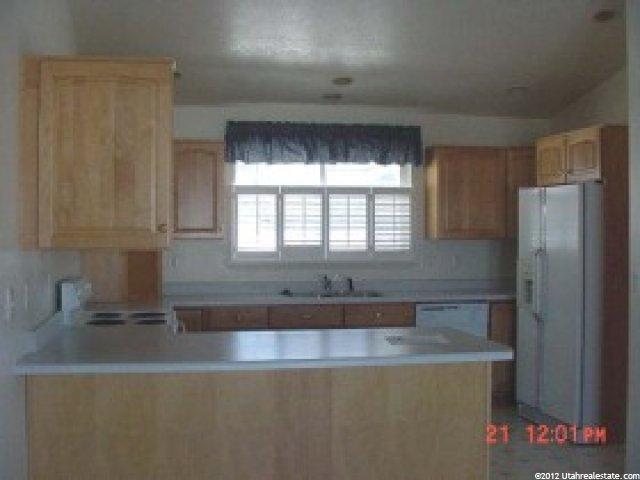 341 S 900 E, Smithfield, UT 84335 — photo 2