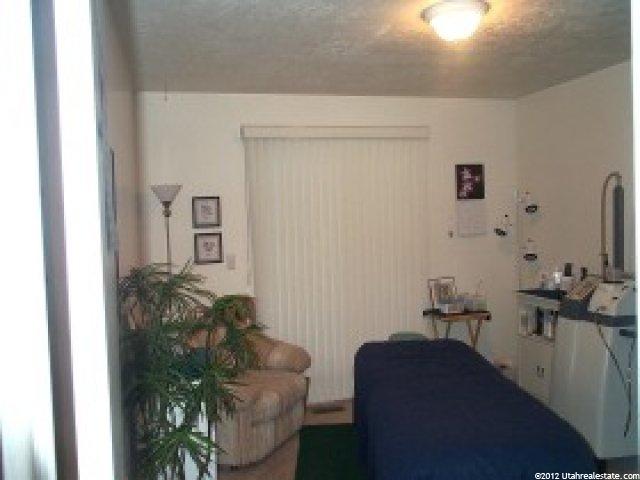 9151 Jefferson Pl, Sandy, UT 84070 — photo 5