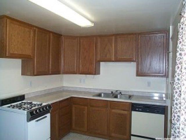 8775 S 40 E, Sandy, UT 84070 — photo 3