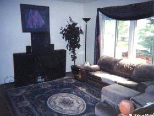 8523 Kelsch Dr, Sandy, UT 84093 — photo 3