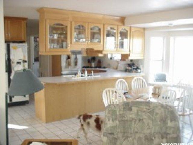 832 Edgewood Dr, South Ogden, UT 84403 — photo 2