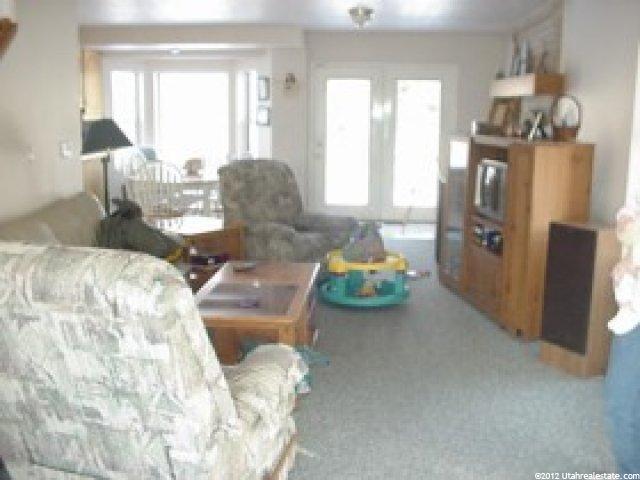 832 Edgewood Dr, South Ogden, UT 84403 — photo 5