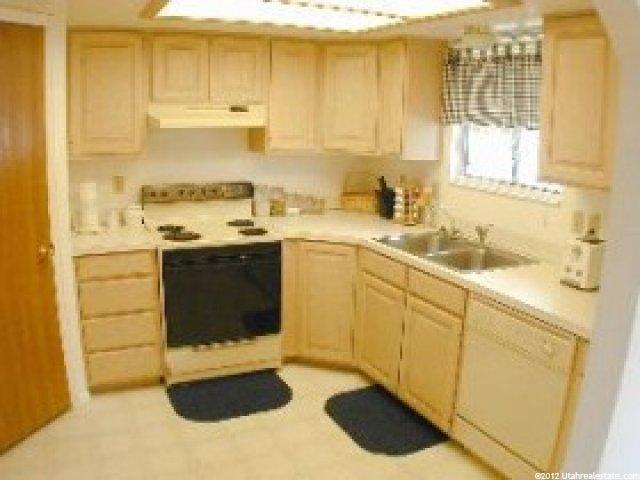 2266 N 1125 E, Layton, UT 84040 — photo 3
