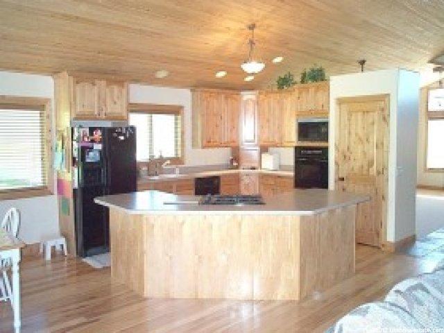 9050 Sackett Dr, Park City, UT 84098 — photo 2