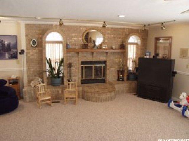 8375 Ridge Point Rd, Sandy, UT 84093 — photo 5