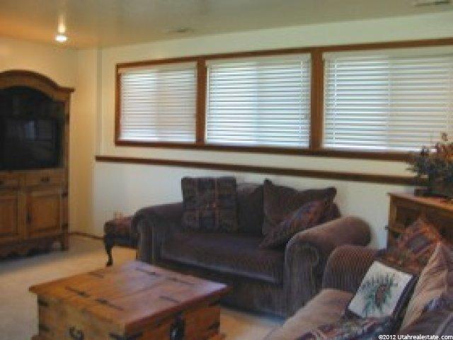 257 W 1125 N, Centerville, UT 84014 — photo 3