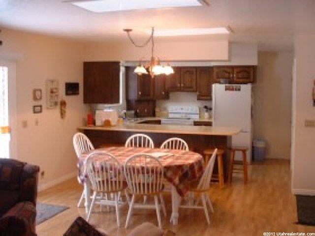 374 N 600 E, Bountiful, UT 84010 — photo 3