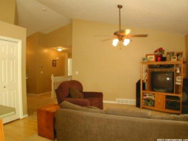 1415 Parkside Ln, Layton, UT 84041 — photo 2