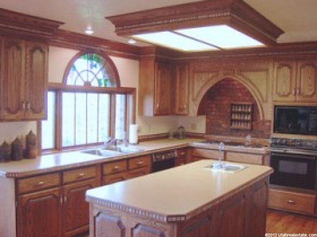 322 S 1550 E, Bountiful, UT 84010 — photo 2