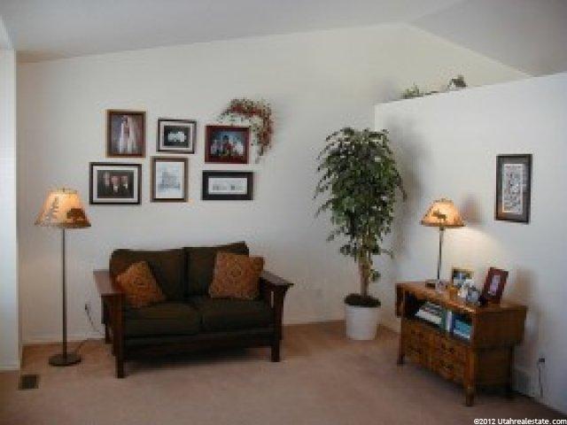 732 N 1420 W, Clinton, UT 84015 — photo 5