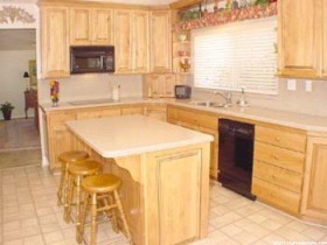 579 S 500 E, Farmington, UT 84025 — photo 2