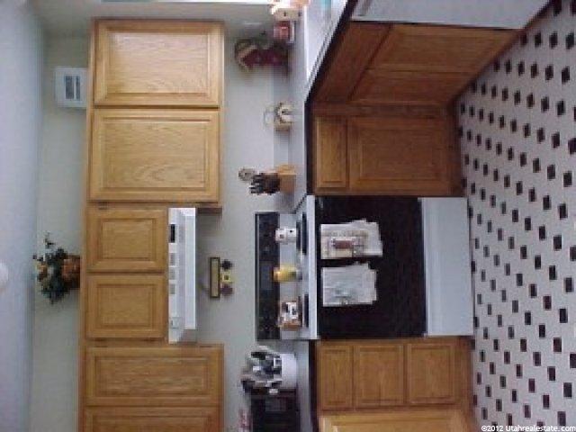 2022 N 600 W, Harrisville, UT 84414 — photo 2