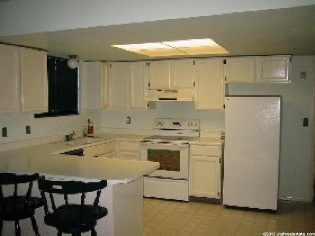 1003 Sunberry Dr, Murray, UT 84123 — photo 8