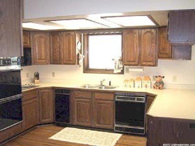 12754 Somerdowns Ct, Draper, UT 84020 — photo 8
