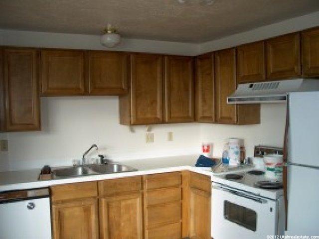 5579 S 2800 W, Roy, UT 84067 — photo 7