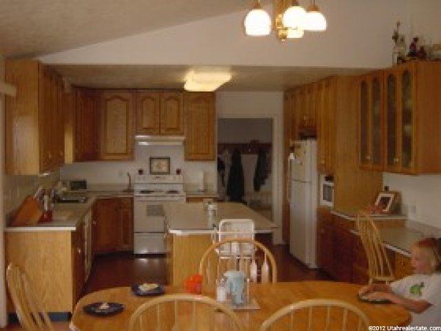 815 E 2200 N, Logan, UT 84341 — photo 4