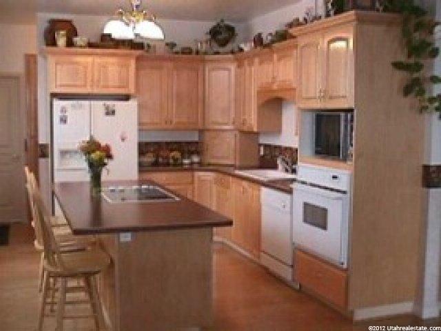 5695 S 6300 W, Hooper, UT 84315 — photo 2