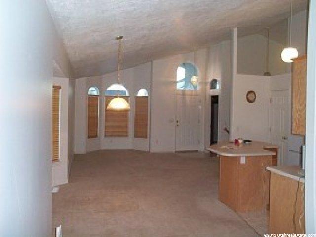 5877 Vogue Ct, Riverton, UT 84065 — photo 4