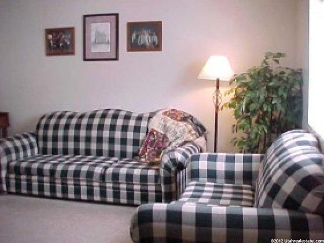 21 Somerset Pl, Logan, UT 84341 — photo 2