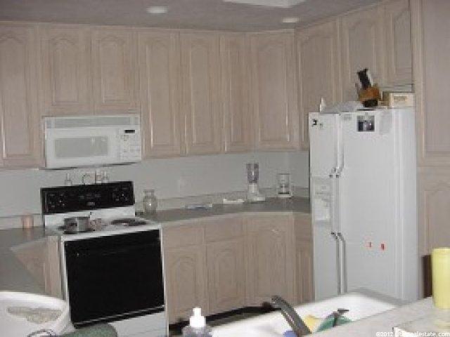 252 W 450 S, Ogden, UT 84404 — photo 3