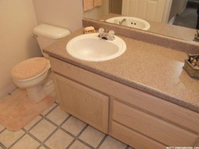 555 E 670 N, Tooele, UT 84074 — photo 8