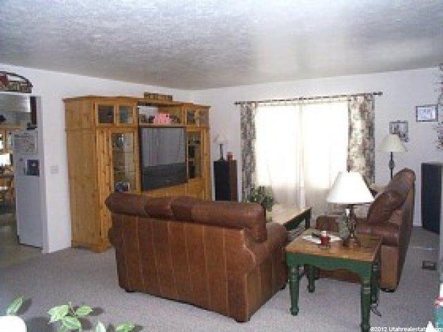 1585 N 550 W, West Bountiful, UT 84087 — photo 3