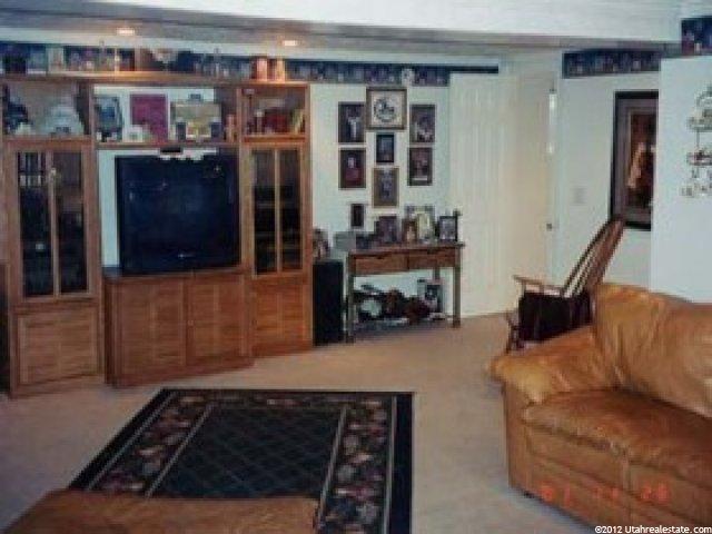 1086 W 4650 S, Riverdale, UT 84405 — photo 4