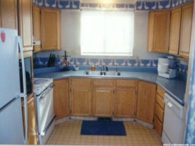 1216 Tamara St, Sandy, UT 84094 — photo 4