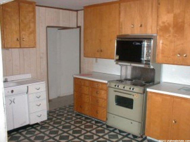 392 W 200 N, Logan, UT 84321 — photo 4