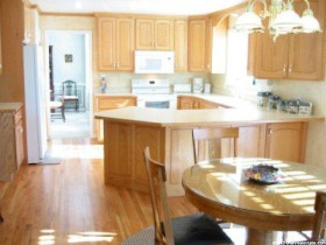 3084 Ksel Dr, Sandy, UT 84092 — photo 2