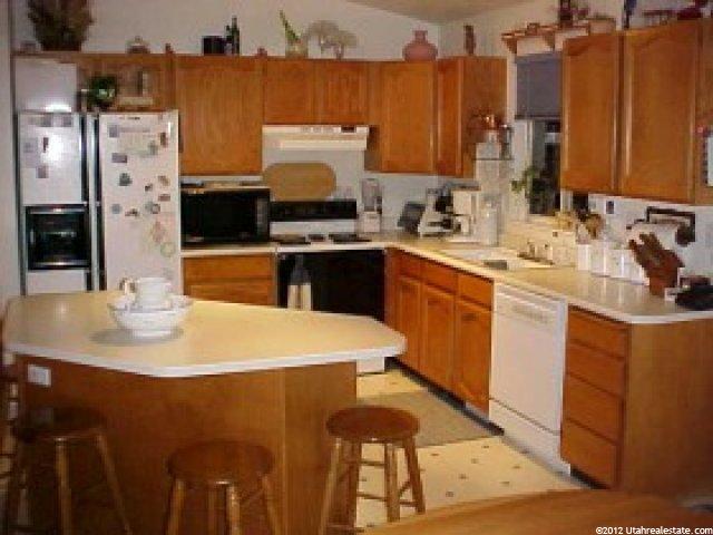 5631 Magic Dr, Murray, UT 84107 — photo 5
