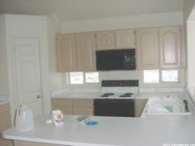 4802 S 4075 W, Roy, UT 84067 — photo 2