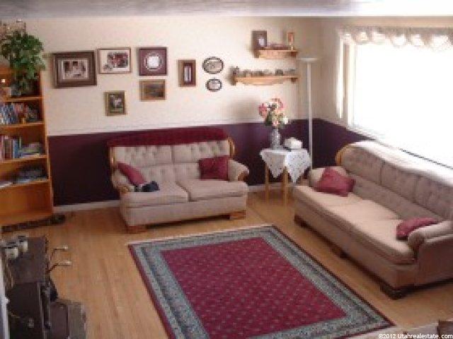 4053 S 850 W, Bountiful, UT 84010 — photo 2