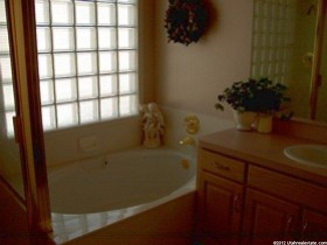 595 S 1350 E, Fruit Heights, UT 84037 — photo 4