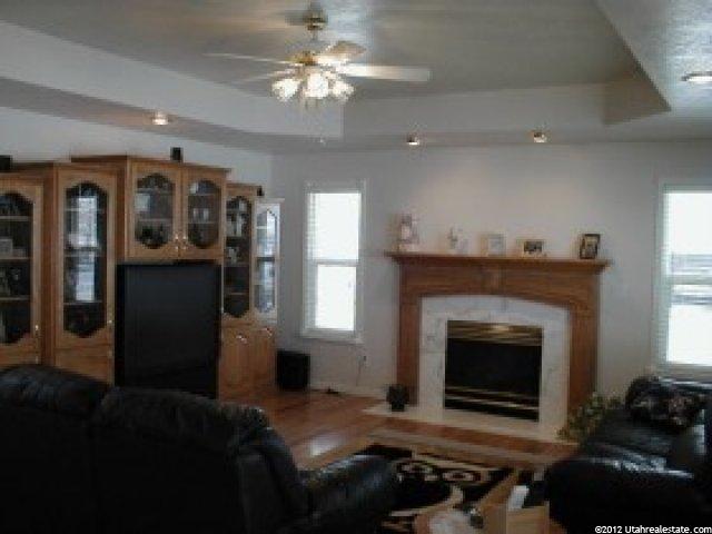5205 S 4950 W, Hooper, UT 84315 — photo 4