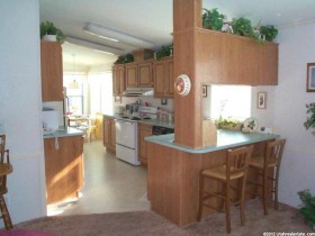 11315 Hidden View Dr, Sandy, UT 84070 — photo 2
