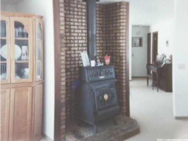 310 S 9500 E, Huntsville, UT 84317 — photo 3