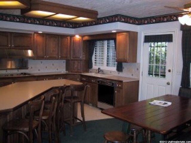 1371 Barton Creek Cir, Bountiful, UT 84010 — photo 4