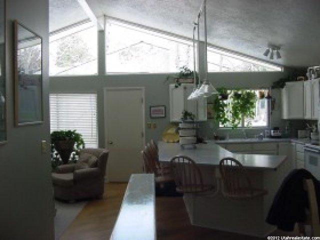 2855 Robidoux Rd, Sandy, UT 84093 — photo 3