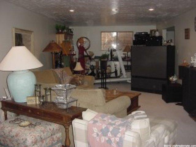 2855 Robidoux Rd, Sandy, UT 84093 — photo 6