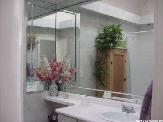 2855 Robidoux Rd, Sandy, UT 84093 — photo 7