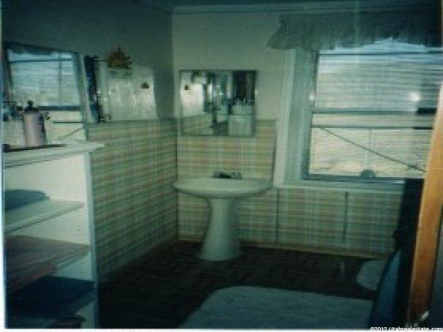196 E 500 S, Nephi, UT 84648 — photo 5
