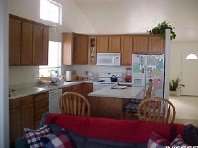 1869 E 2825 N, Layton, UT 84040 — photo 2