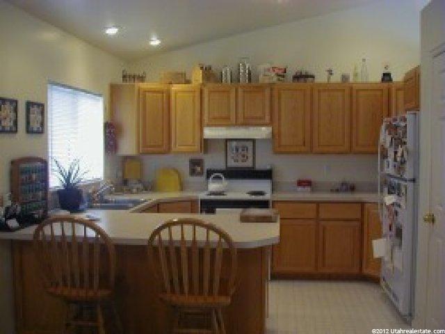1221 W 1640 N, Clinton, UT 84015 — photo 4
