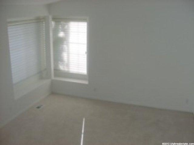 726 W 1860 N, Clinton, UT 84015 — photo 3