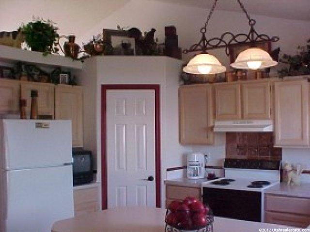 4072 W 3900 S, West Haven, UT 84401 — photo 2