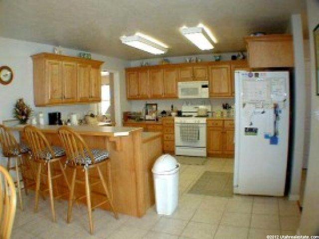 2827 Viewcrest Cir, North Logan, UT 84341 — photo 7