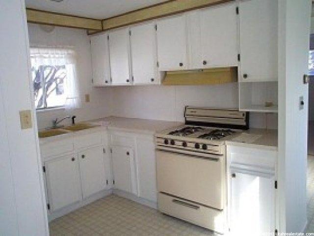 990 N 500 W #9, Bountiful, UT 84010 — photo 2
